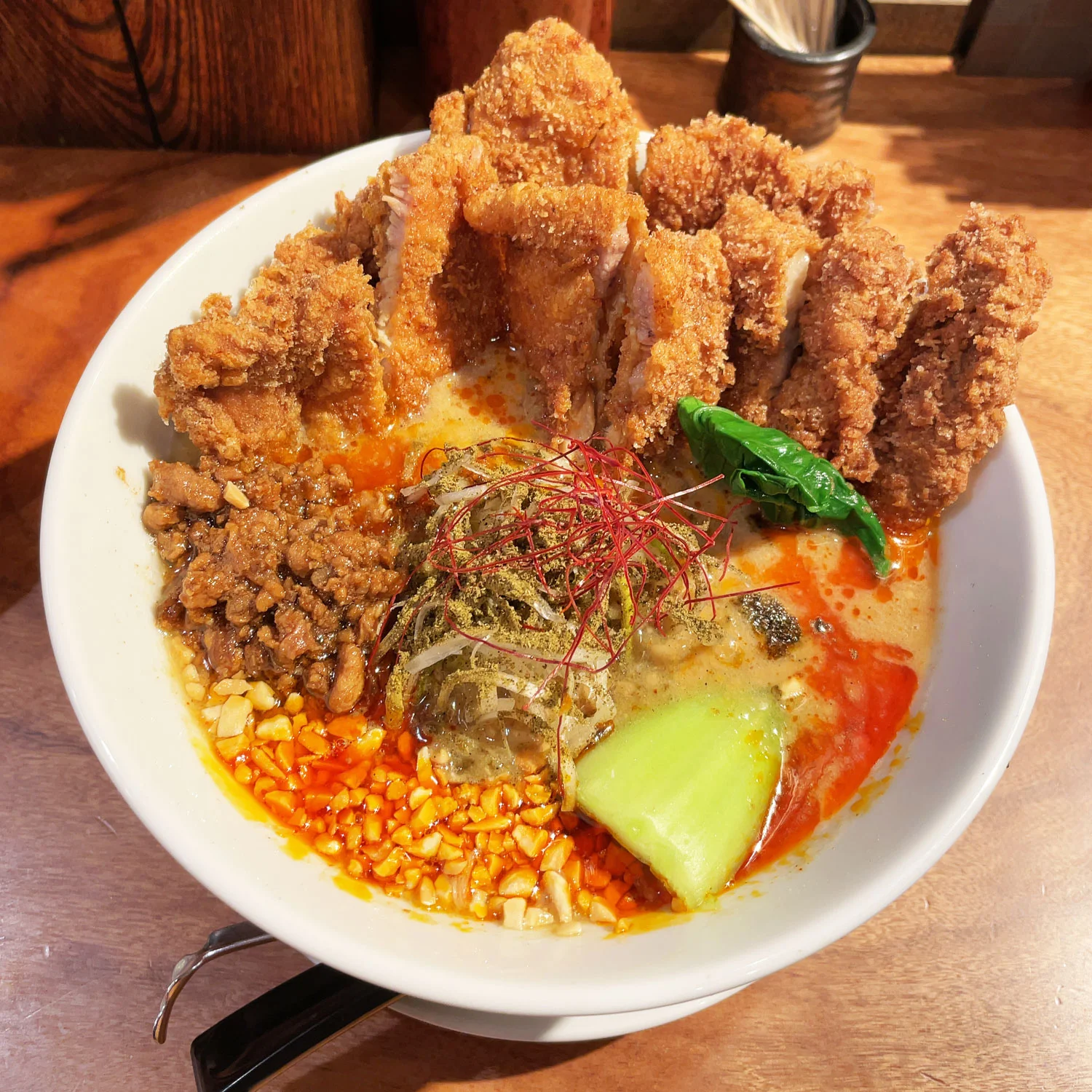 四川担々麺 赤い鯨 ダブルパイコー四川担々麺