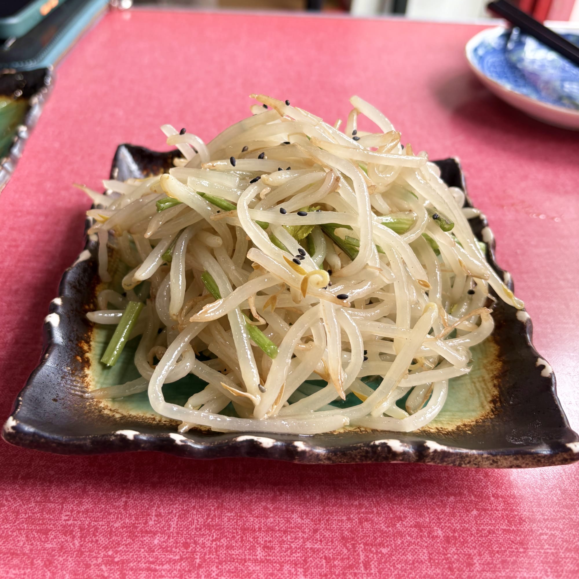 千駄木 毛家麺店 香菜豆芽 パクチーともやしの漬