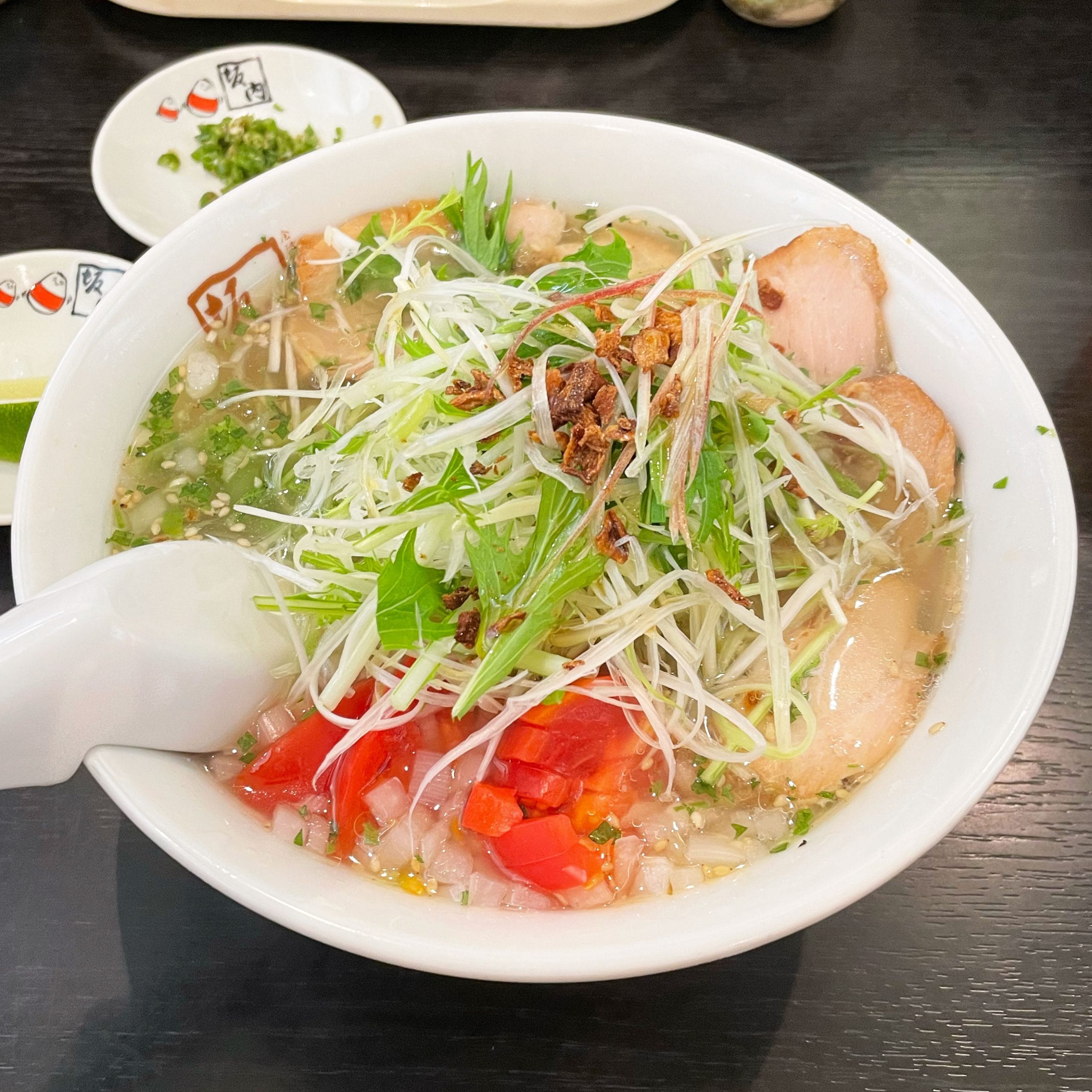 喜多方ラーメン 坂内 7種野菜の青唐うま塩ラーメン