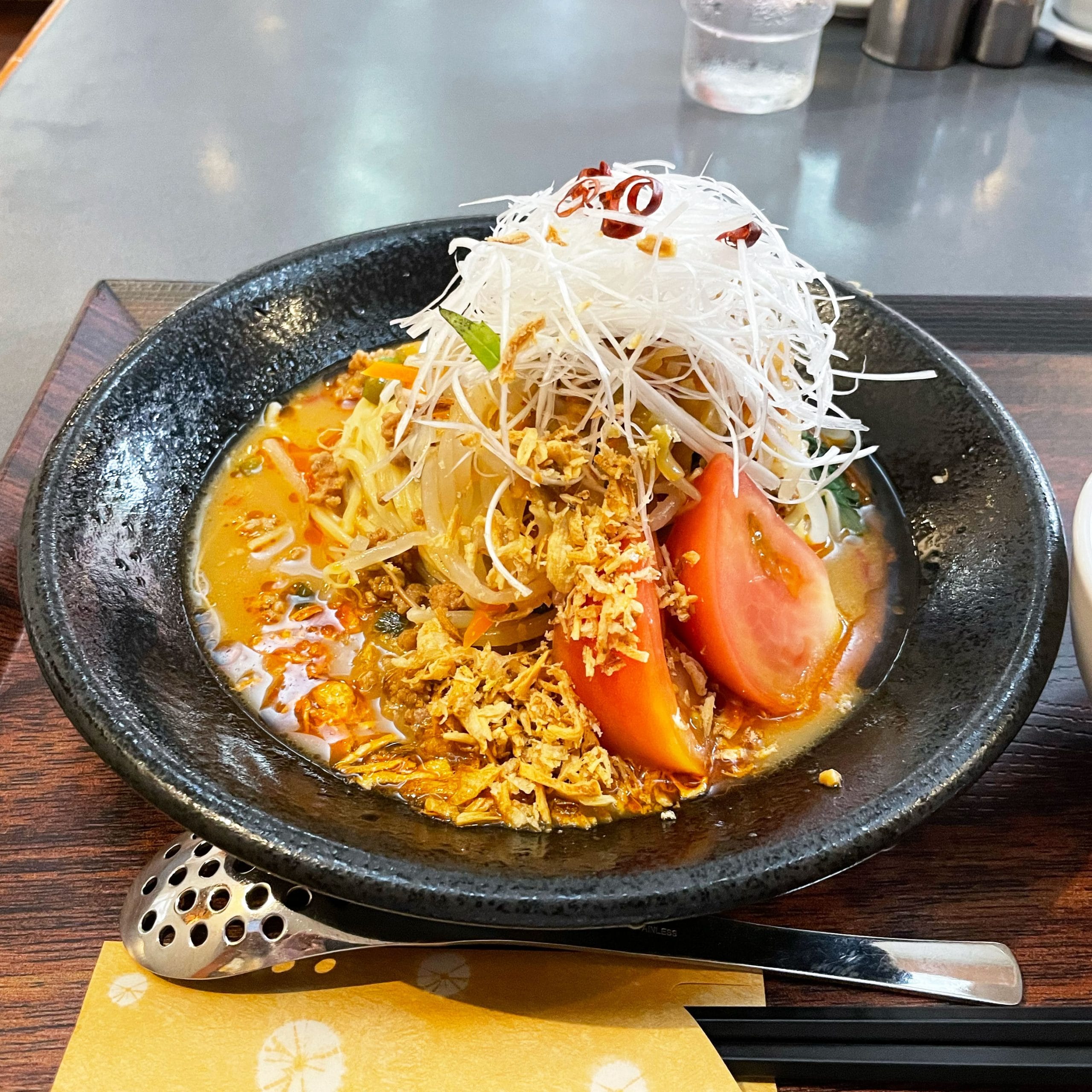 広尾 町中華 鶏龍軒 冷し担々麺