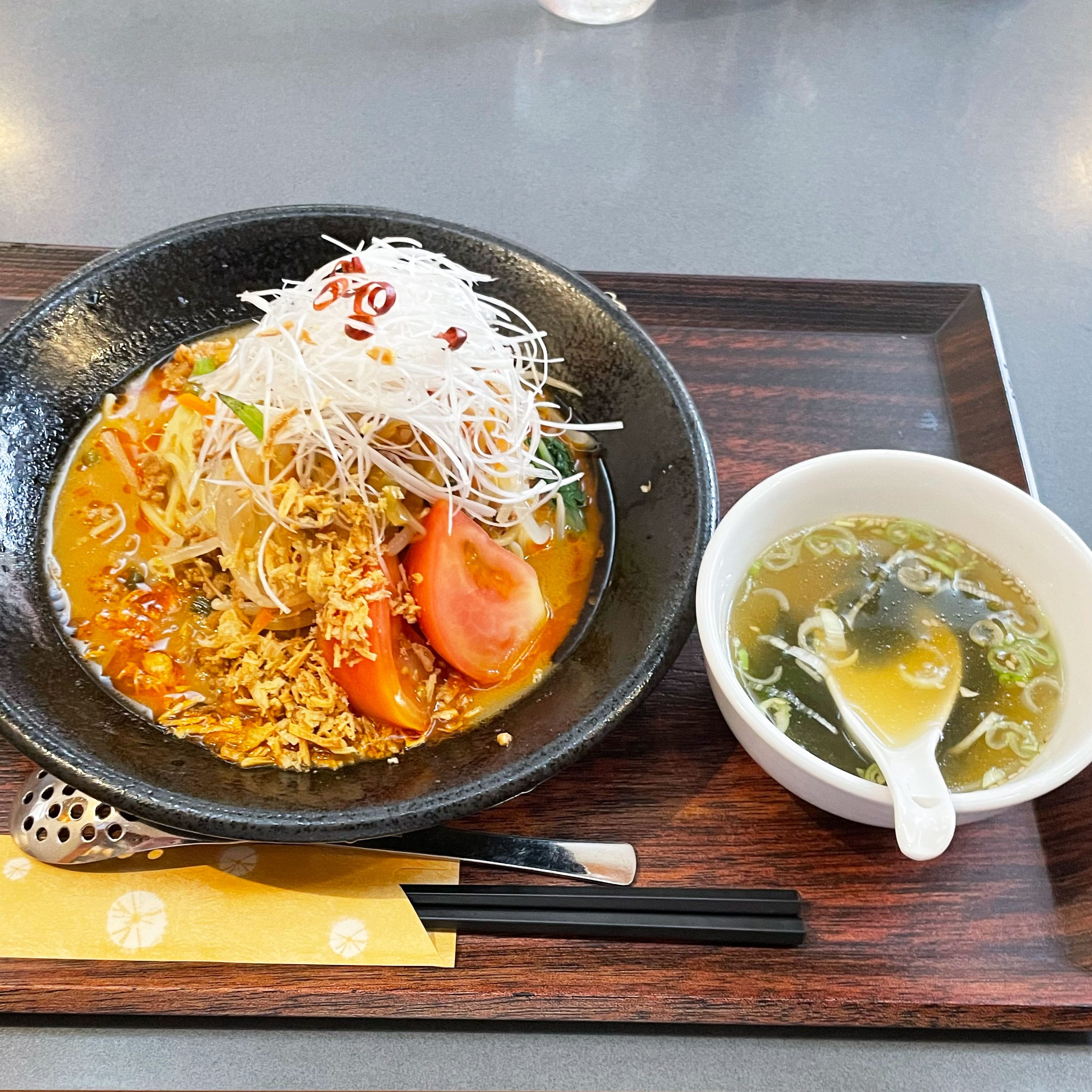 広尾 町中華 鶏龍軒 冷し担々麺 スープ付き