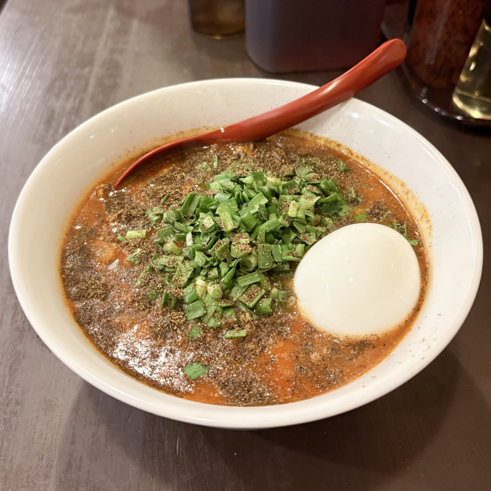 勝浦式担々麺 じもん みそ味