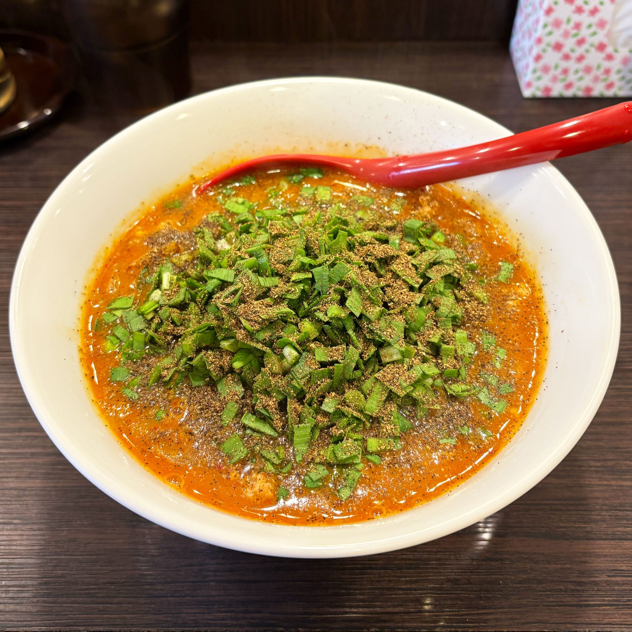 勝浦式担々麺 じもん